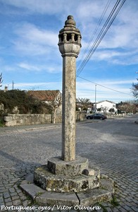 Pelourinho de Vilar Seco - Portugal (6123621082).jpg