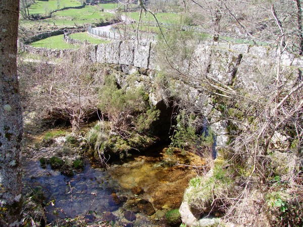 Ponte das Cainheiras 1445.jpg