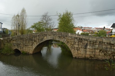 Ponte de São Lázaro (48795321928).jpg
