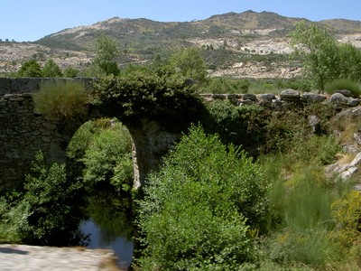 Ponte romana - panoramio - Belarmino Ribeiro.jpg