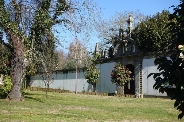 Portal da Casa de Vilar (2).jpg