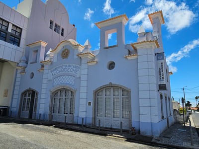 Quartel dos Bombeiros Voluntários de Alcabideche 04.jpg