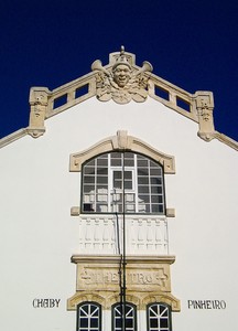 Teatro Chaby Pinheiro - Nazaré - Portugal (1672594339).jpg