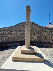 Vista próxima do Pelourinho de Águas Belas.jpg